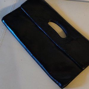 HOBO INTERNATIONAL BLACK PATENT LEATHER CLUTCH